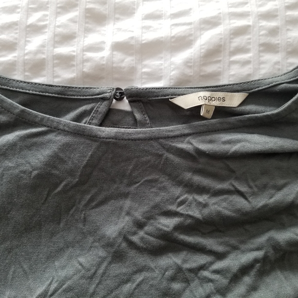 NWOT Nursing Top Size M - Picture 3 of 3